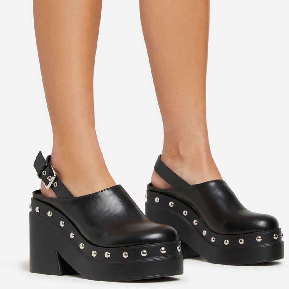 BLACK STUDDED DETAIL CLOSED TOE SLINGBACK